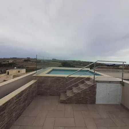 Lejlighed Sunsets Duplex Penthouse Gozo